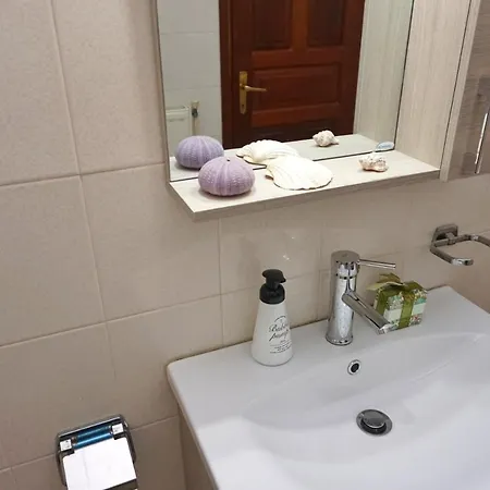 Villa Elizabeth Apartments بيت للعطل أُرانّوبولي