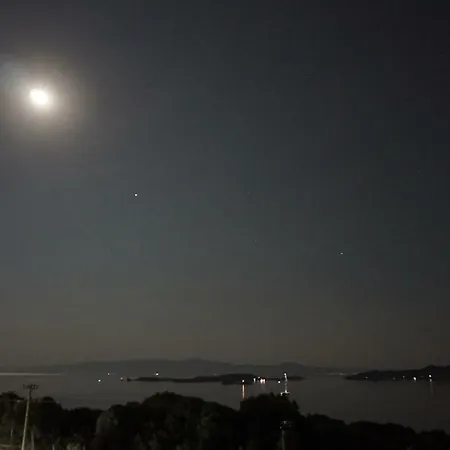 Villa Elizabeth Apartments