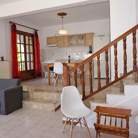 Villa Elizabeth Apartments *